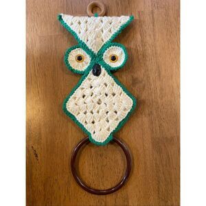 Vintage Crochet Owl Towel Holder Ring Hanging 70s Kitchen Kitsch Retro